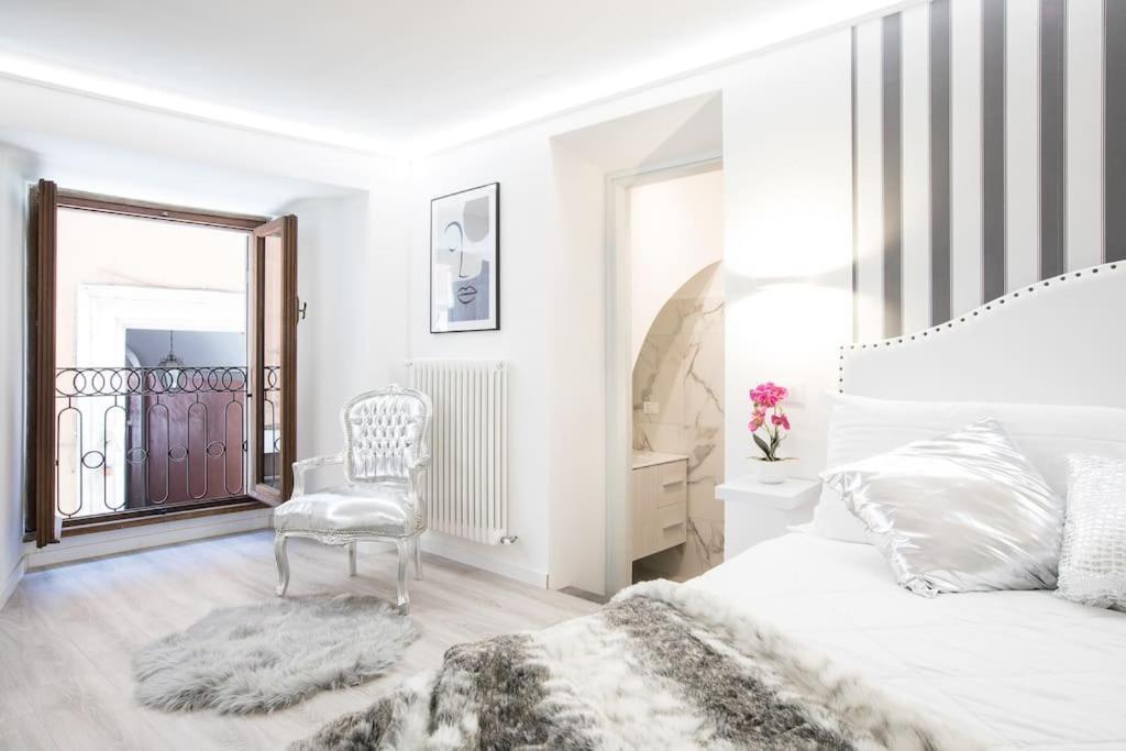My Piazza Navona Jacuzzi Suite -Topcollection 로마 외부 사진