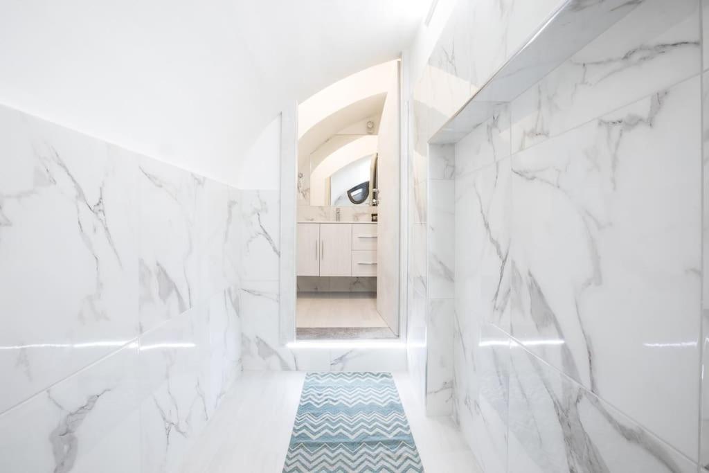 My Piazza Navona Jacuzzi Suite -Topcollection 로마 외부 사진